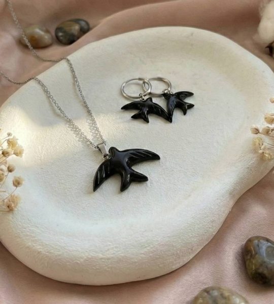 Набір прикрас сережки та кулон ластівки з полімерної глини