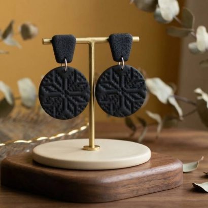 Стильні чорні круглі сережки узори з полімерної глини