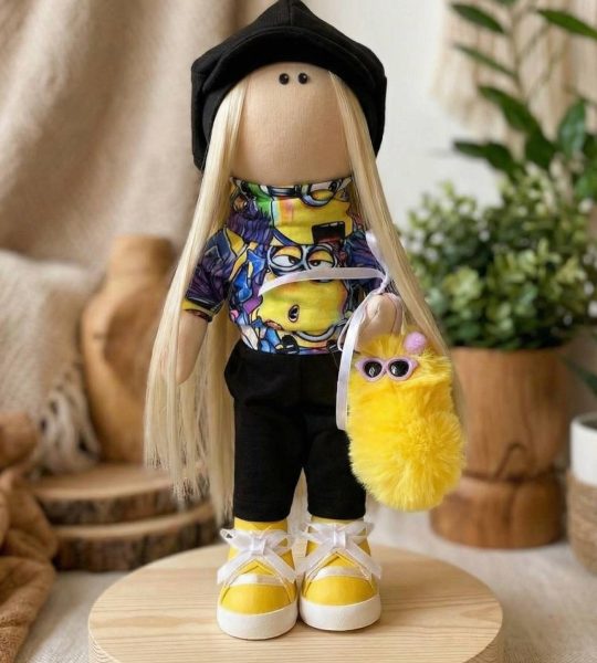 Авторська сувенірна інтер'єрна ігрова лялька тільда Міньйон