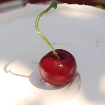 Свічки червоні ягідки вишень натуральний бджолиний віск, 3 шт!