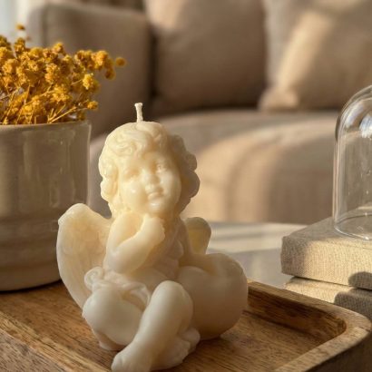 Авторська сувенірна романтична свічка Купідон 2026