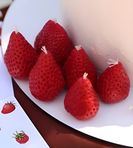 Набір свічок ягідки вишень бджолиний віск, 3 шт!