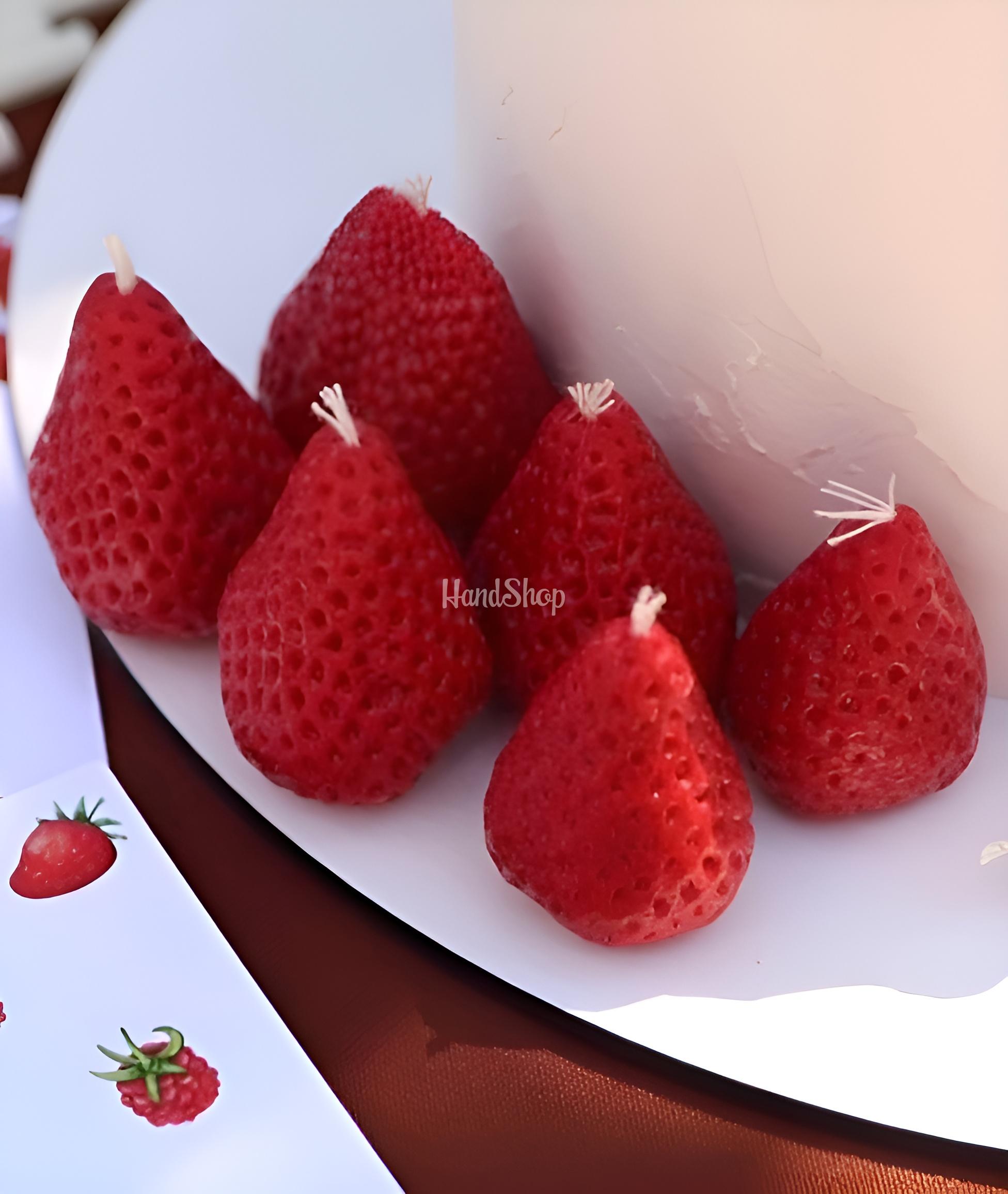 Набір свічок ягідки вишень бджолиний віск, 3 шт! Набір свічок ягідки вишень бджолиний віск, 3 шт!