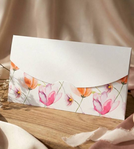 Жіночий конверт для грошей листівка квіти тюльпани