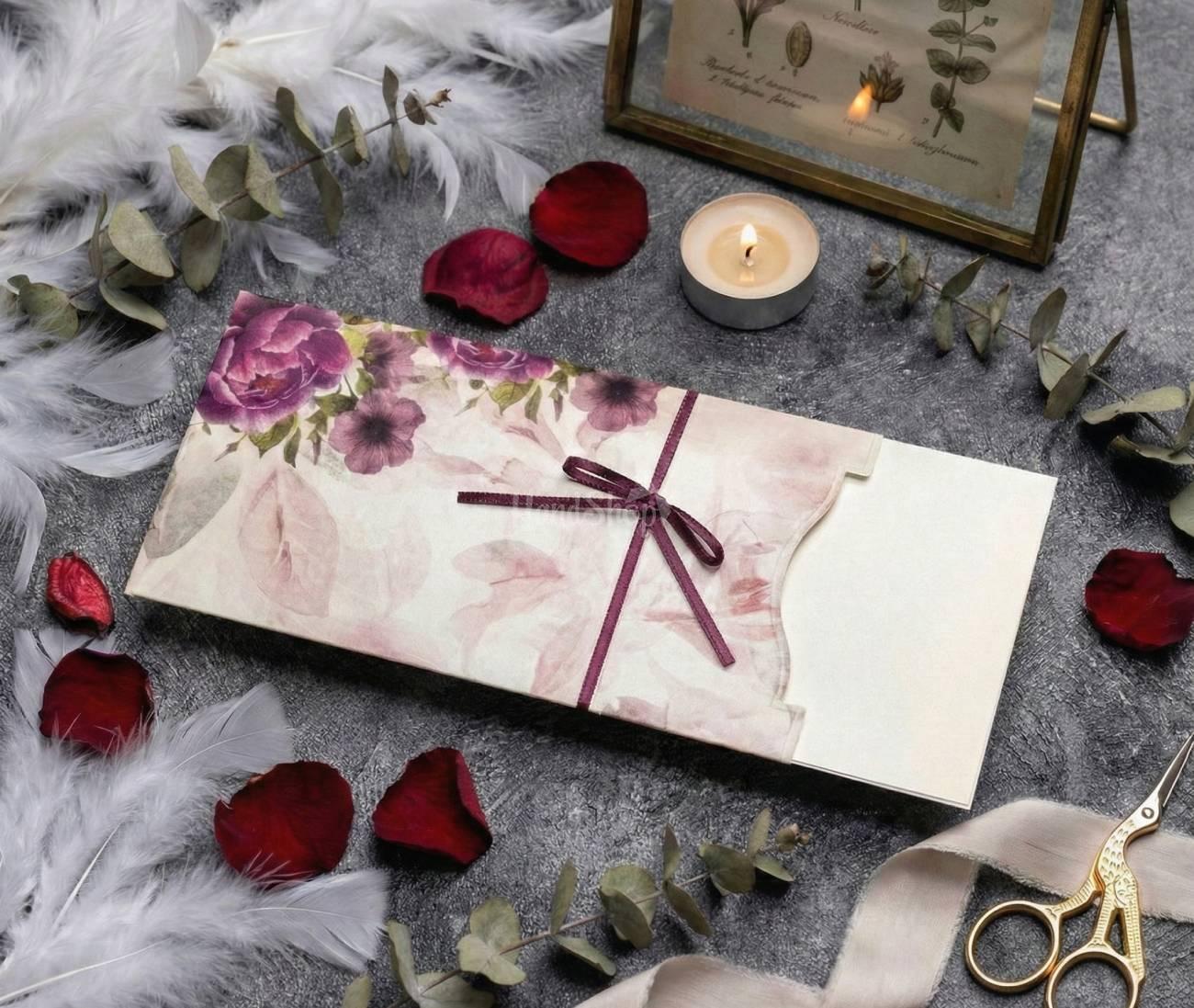 Жіноча листівка конверт для грошей квіти піони та анемони Жіноча листівка конверт для грошей квіти піони та анемони