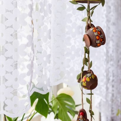 Керамічна підвіска українська хатинка петриківський розпис