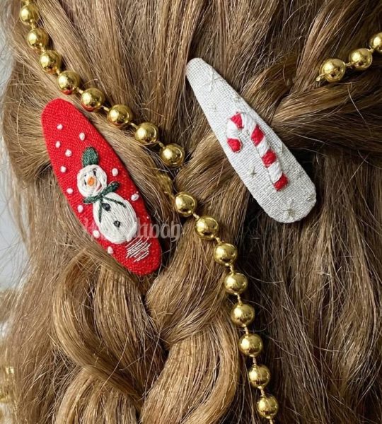 Різдвяні заколки сніговик льодяник, ручна вишивка 2 шт!