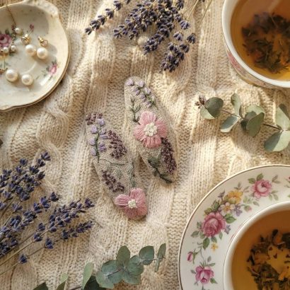 Заколки для волосся ручна вишивка польові квіти, 2 шт