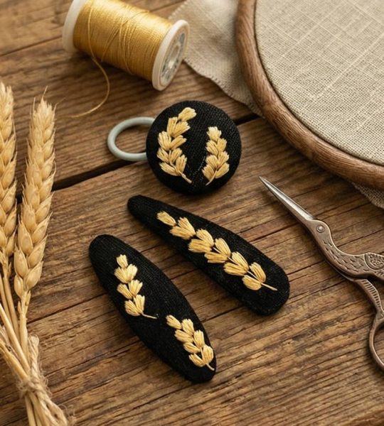 Заколки 2 шт та резинки 1 шт українські колоски вишивка