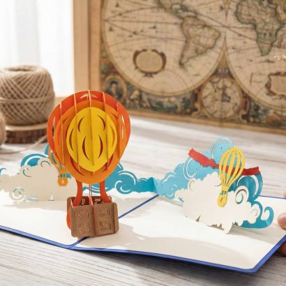 Листівка авторська дитяча дизайнерська 3d повітряні кулі