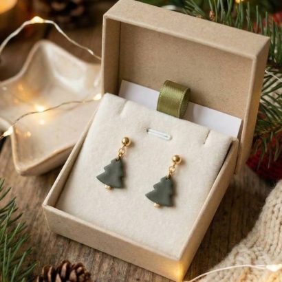 Новорічні сережки зелені ялинки полімерна глина 2026