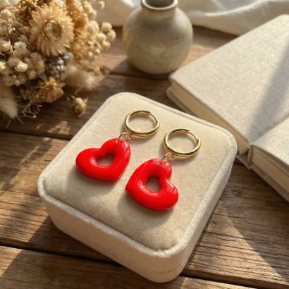 Авторські сережки червоні сердечка полімерна глина