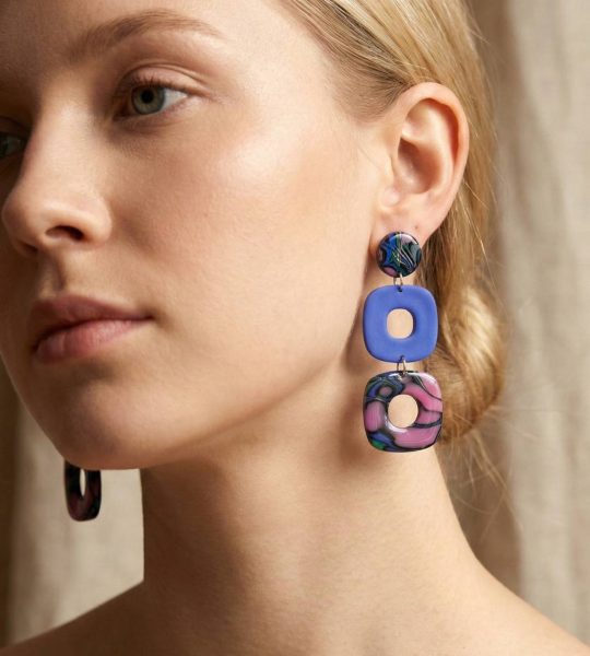 Авторські довгі сережки з полімерної глини геометричні