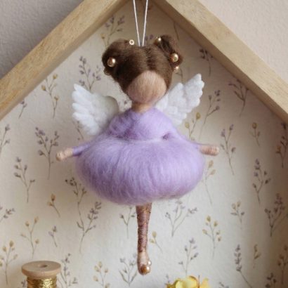 Сувенірна авторська лялька ангел підвіска у фіолетовій сукні