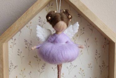 Подарунок із душею: авторська лялька-янгол у стилі балерини з вовни, витончена декоративна підвіска