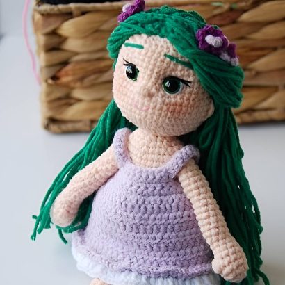 Лісова мавка лялька - символ гармонії з природою та краси, яка дарує радість і затишок кожному, хто її побачить