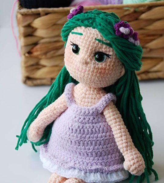 Лісова мавка лялька - символ гармонії з природою та краси, яка дарує радість і затишок кожному, хто її побачить