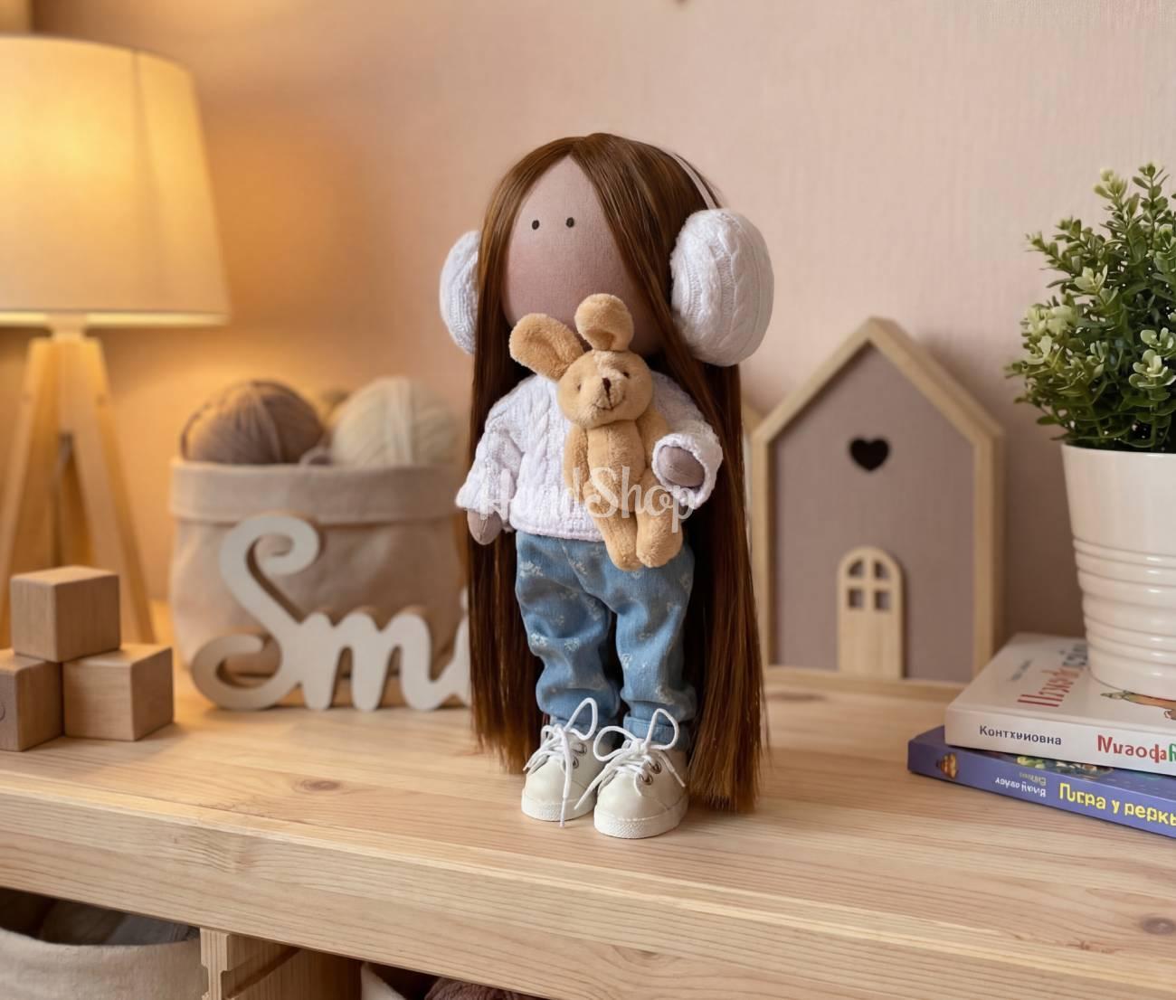 Ігрова лялька текстильна в джинсах зі змінним одягом Ігрова лялька текстильна в джинсах зі змінним одягом