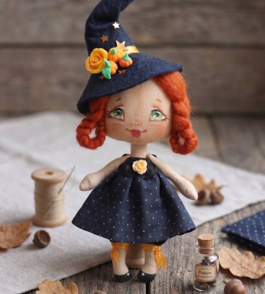 Відьмочка авторська інтер’єрна сувенірна лялька рудоволоса