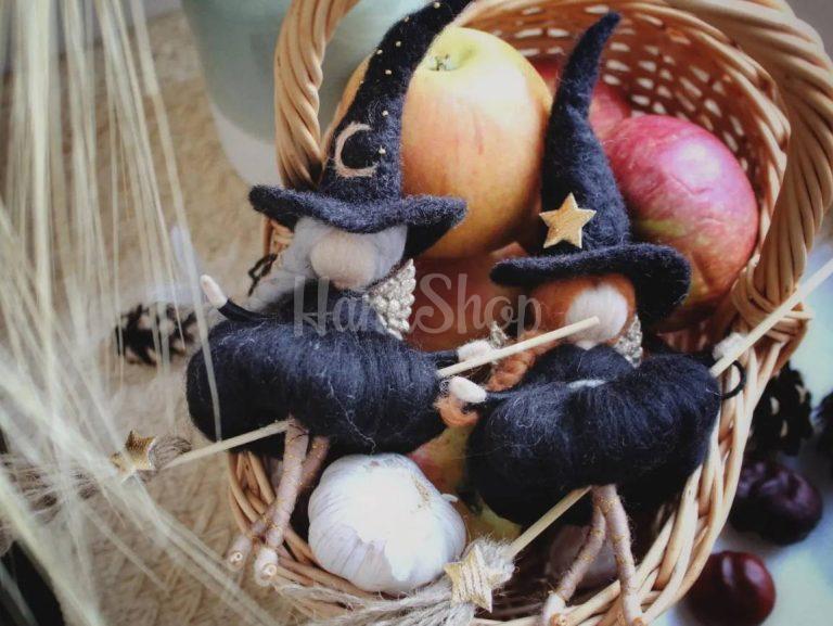 Авторская маленькая кукла ведьмочка в платье из шерсти Halloween 2027 — фото 3
