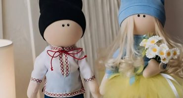 Текстильні авторські сувенірні інтер'єрні ляльки ручної роботи: патріотичні образи України, які зачаровують