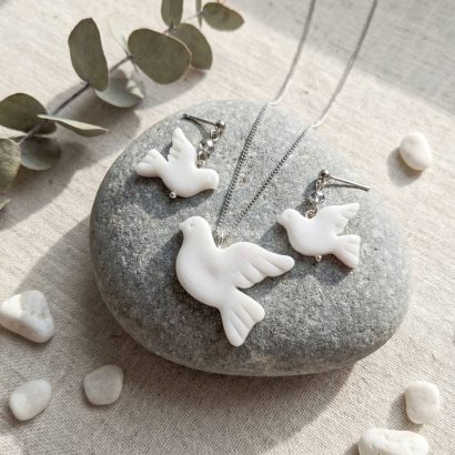 Комплект сережки та кулон горлиці з полімерної глини