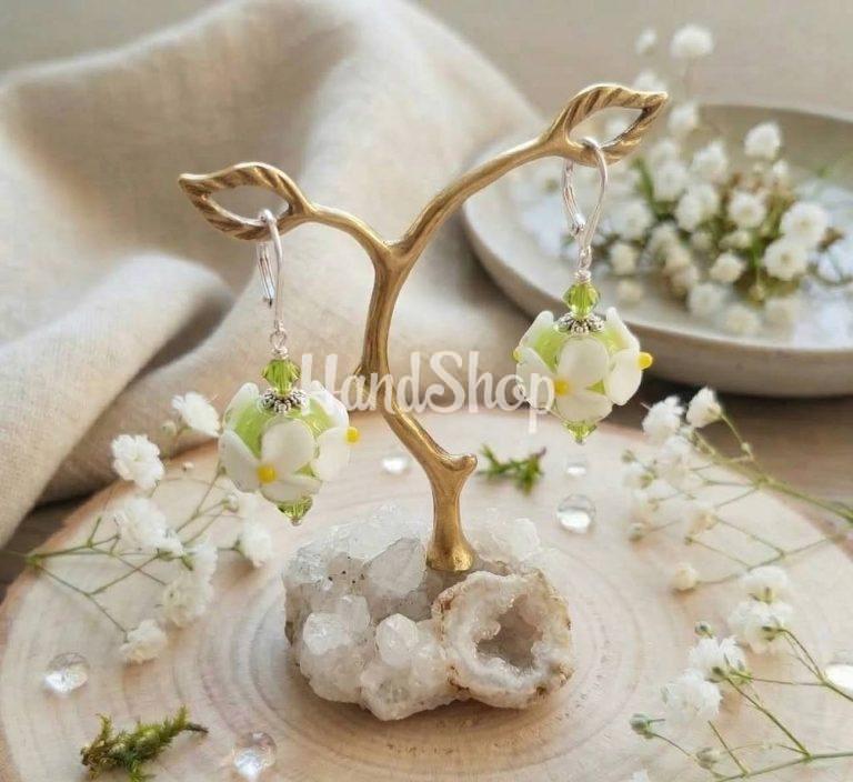 Женские серьги цветы ромашки бусины lampwork стекло — фото 1