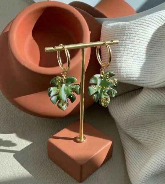 Жіночі сережки полімерна глина зелене листя монстера