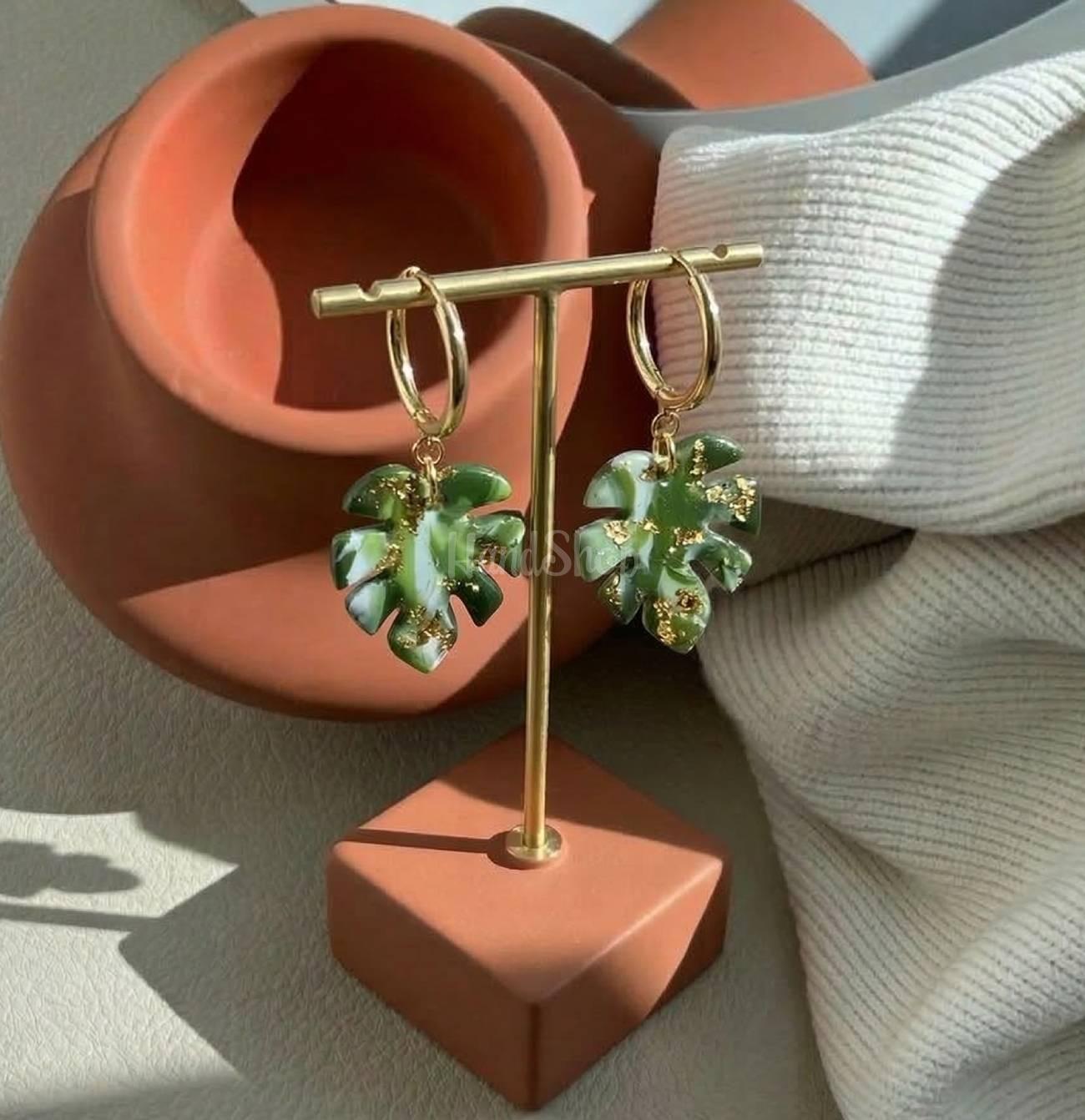 Жіночі сережки полімерна глина зелене листя монстера Жіночі сережки полімерна глина зелене листя монстера