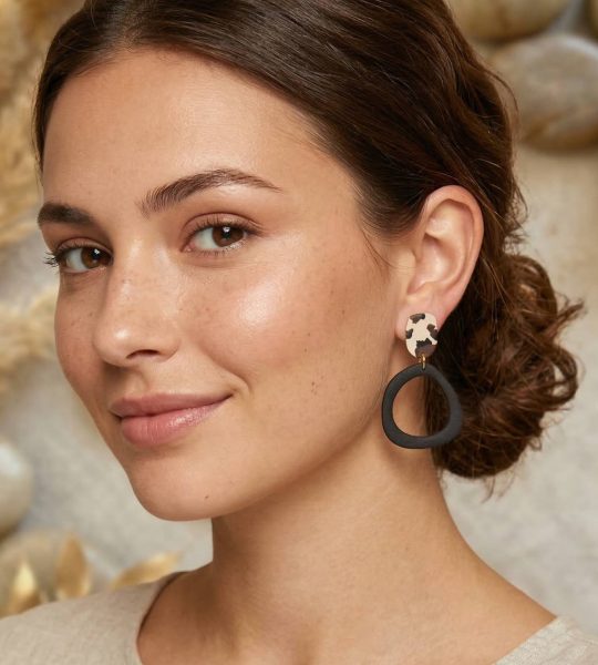 Геометричні трендові сережки з глини леопард (на вибір!)