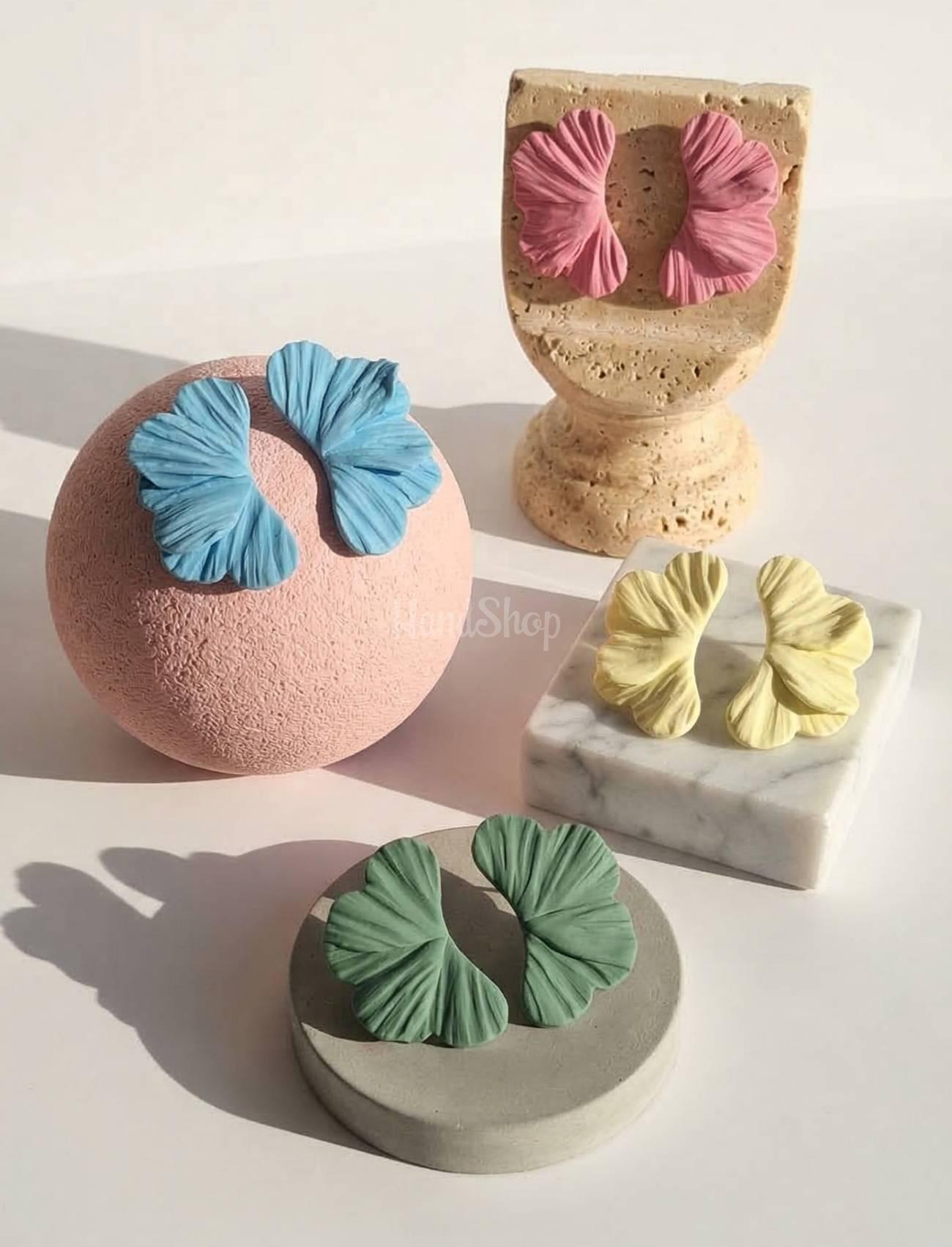 Авторские серьги розовые лепестки полимерная глина Авторские серьги розовые лепестки полимерная глина