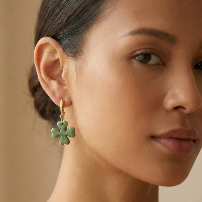 Жіночі сережки зелені листочки клевера полімерна глина