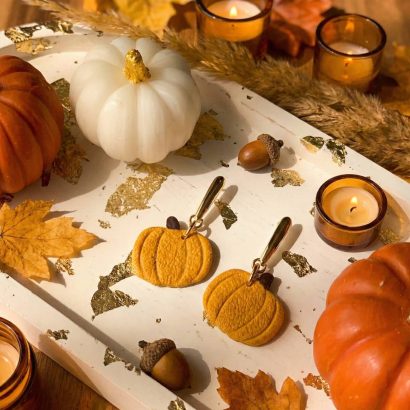 Сережки ручної роботи помаранчеві гарбузики глина