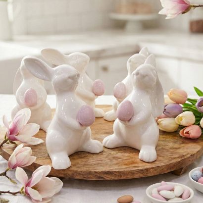 Білий порцеляновий зайчик з крашанкою Великдень, 1 шт