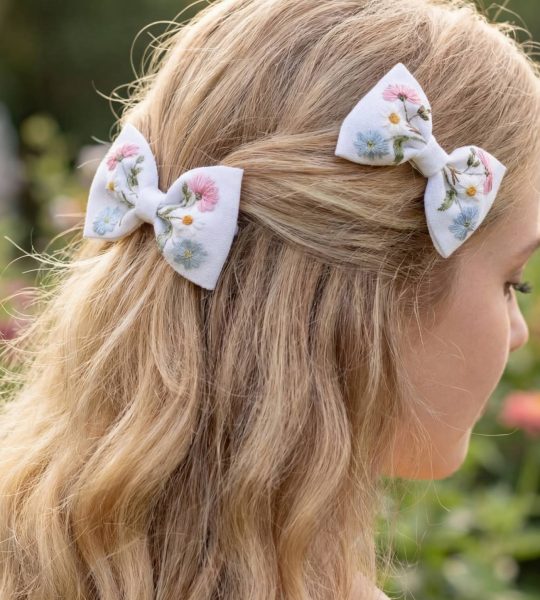 Бантики для волосся ручна вишивка польові квіти, 2 шт