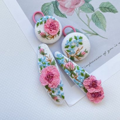 Заколки 2шт та резинки 2шт для волосся вишивка троянди