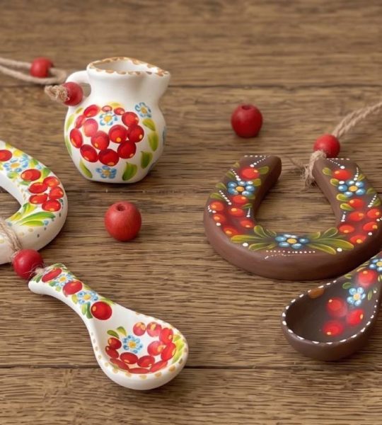 Керамічна підвіска підкова з петриківським розписом (на вибір!)