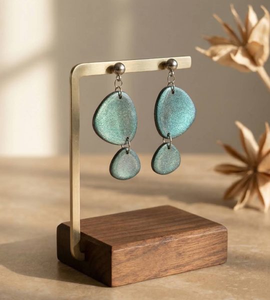 Круглі жіночі геометричні сережки з полімерної глини