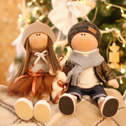 Красивые текстильные куклы пара