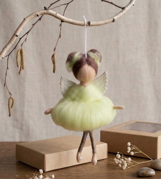 Авторська лялька ангел підвіска у лимонній сукні сувенір