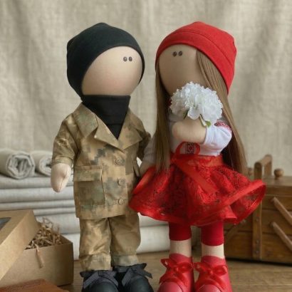 Текстильні ляльки ручної роботи пара молодята Ukraine