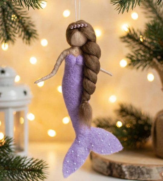 Сувенірна лялька підвіска казкова русалонька фіолетова