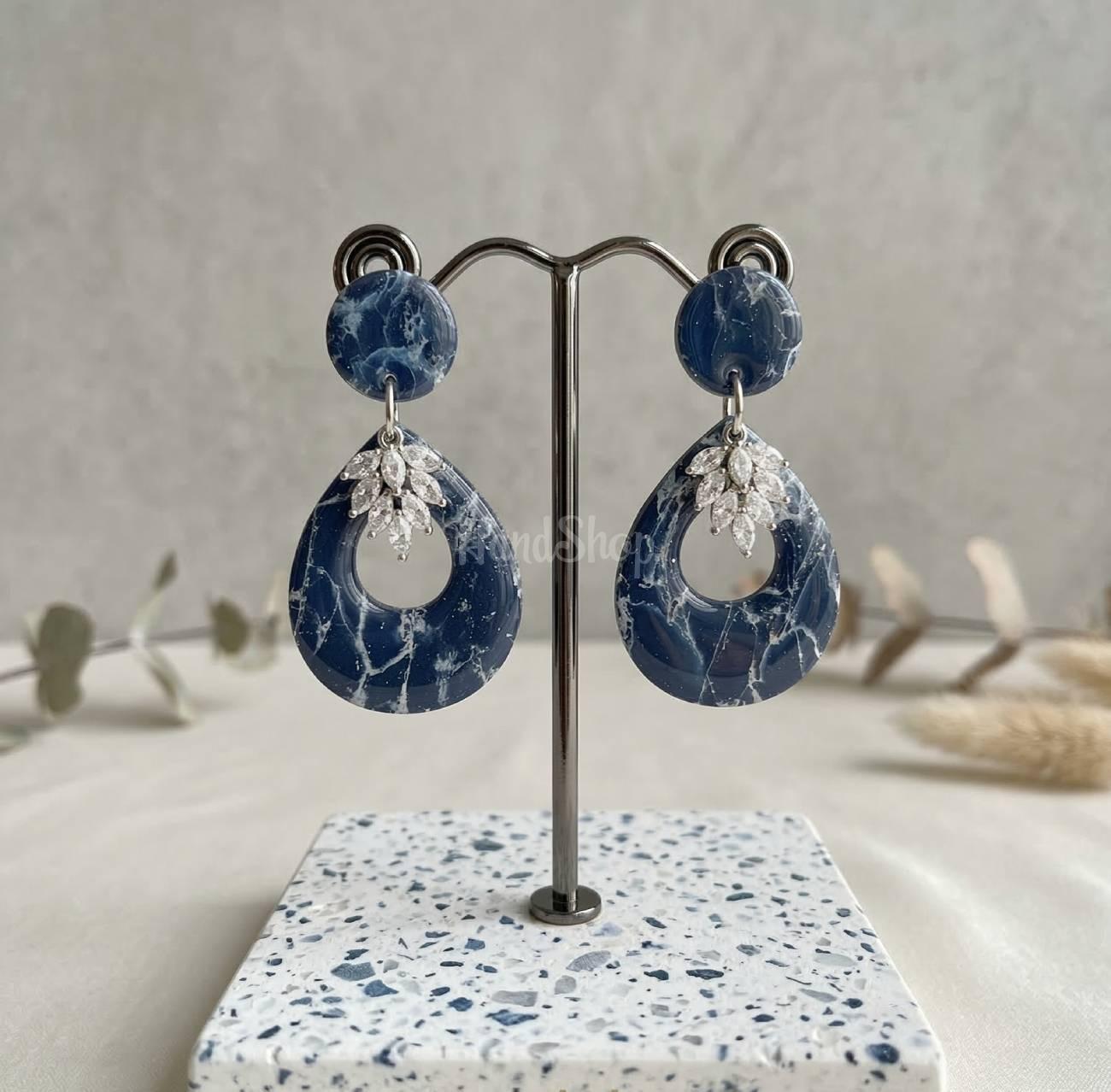Жіночі зимові сережки овальні сині полімерна глина Жіночі зимові сережки овальні сині полімерна глина
