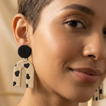 Стильні авторські сережки сердечка полімерна глина