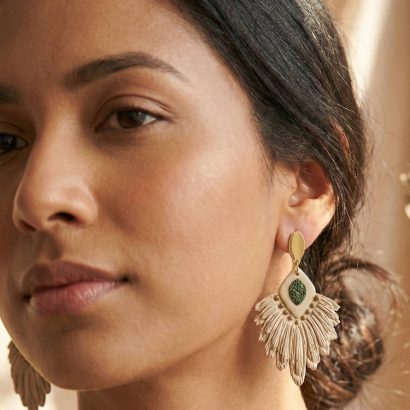 Жіночі сережки з полімерної глини в стилі бохо