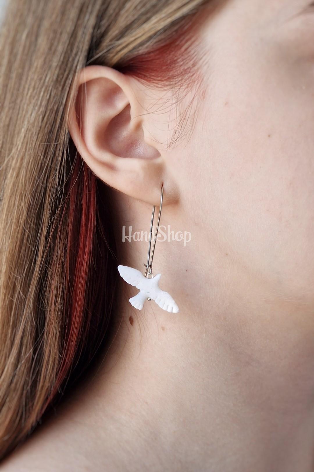 Комплект сережки та кулон голубки з полімерної глини Комплект сережки та кулон голубки з полімерної глини