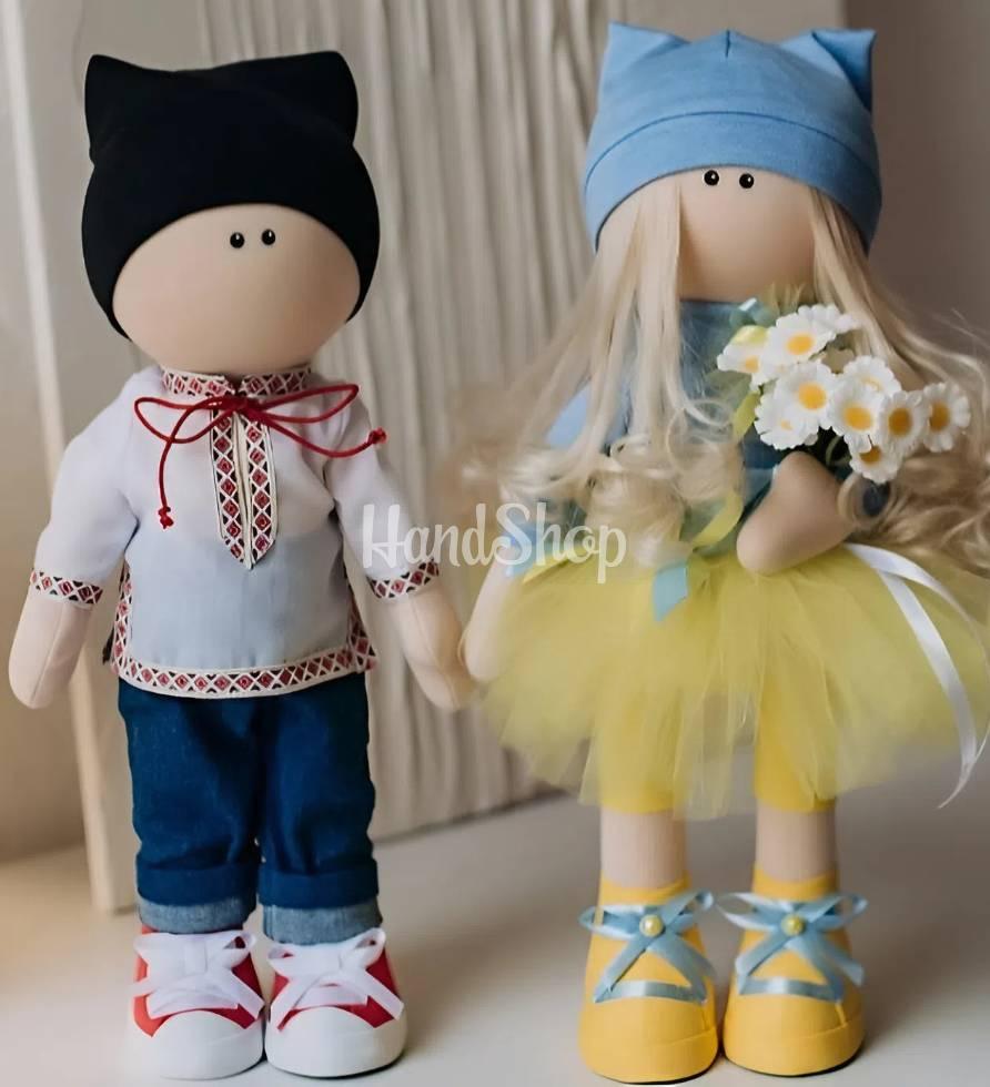 Авторські текстильні ляльки сувенірна пара українець та україночка Авторські текстильні ляльки сувенірна пара українець та україночка