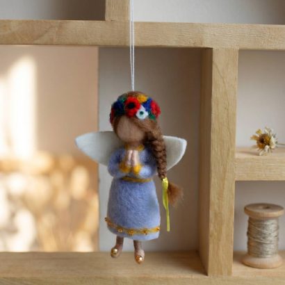 Сувенірна міні лялька підвіска янгол київський у сукні