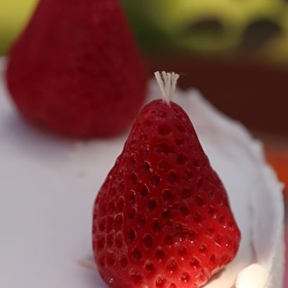 Набір свічок ягідки полуниць бджолиний віск, 3 шт!