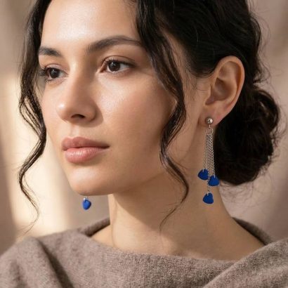 Жіночі довгі сережки сині міні сердечка на ланцюжку глина